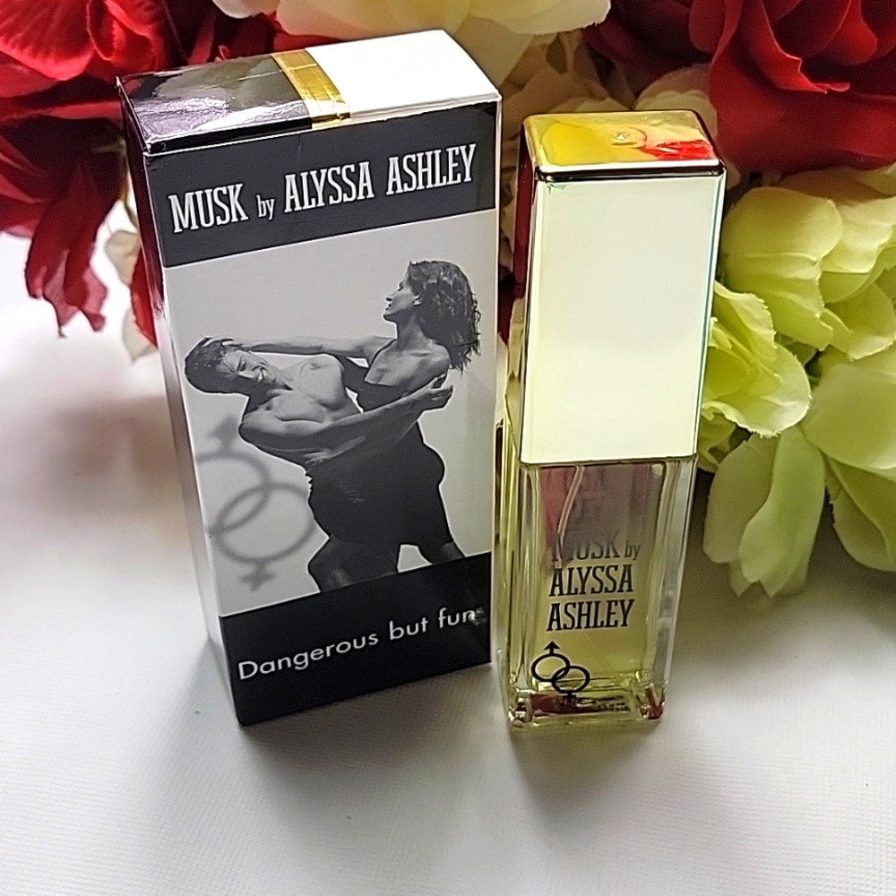 Musk by Alyssa Ashley Dangerous but fun 50ml